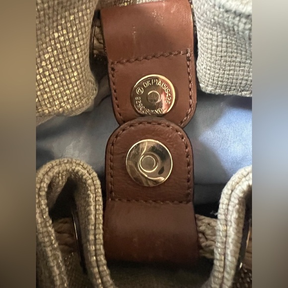 Michael Kors Marina Gathered Drawstring Gold Metallic Shimmer Hobo Shoulder Bag. - Picture 10 of 15